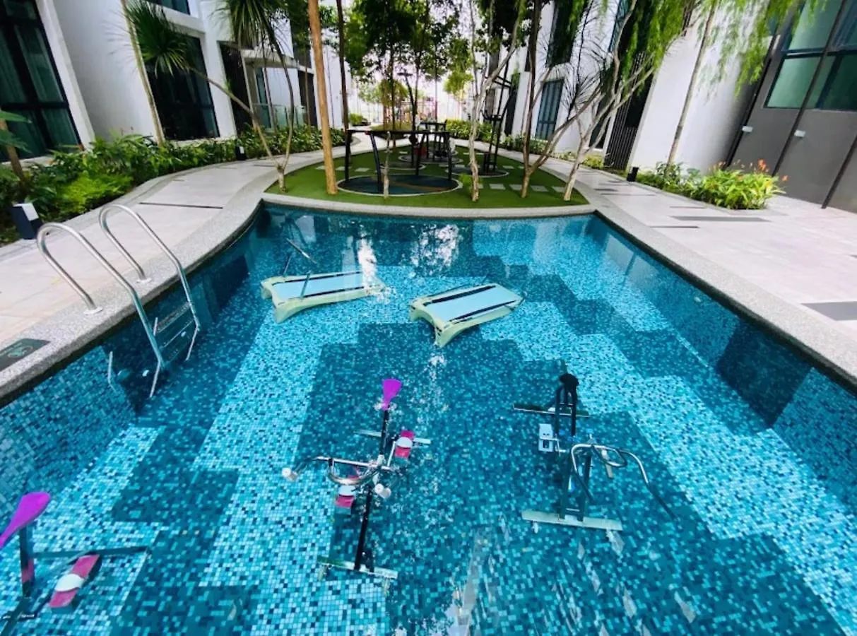 H20 Residence Ara Damansara Petaling Jaya 0*,